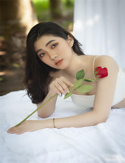 日本AV毛片免费中文_高清视频mv_日本大一大二大三在一起读吗电影